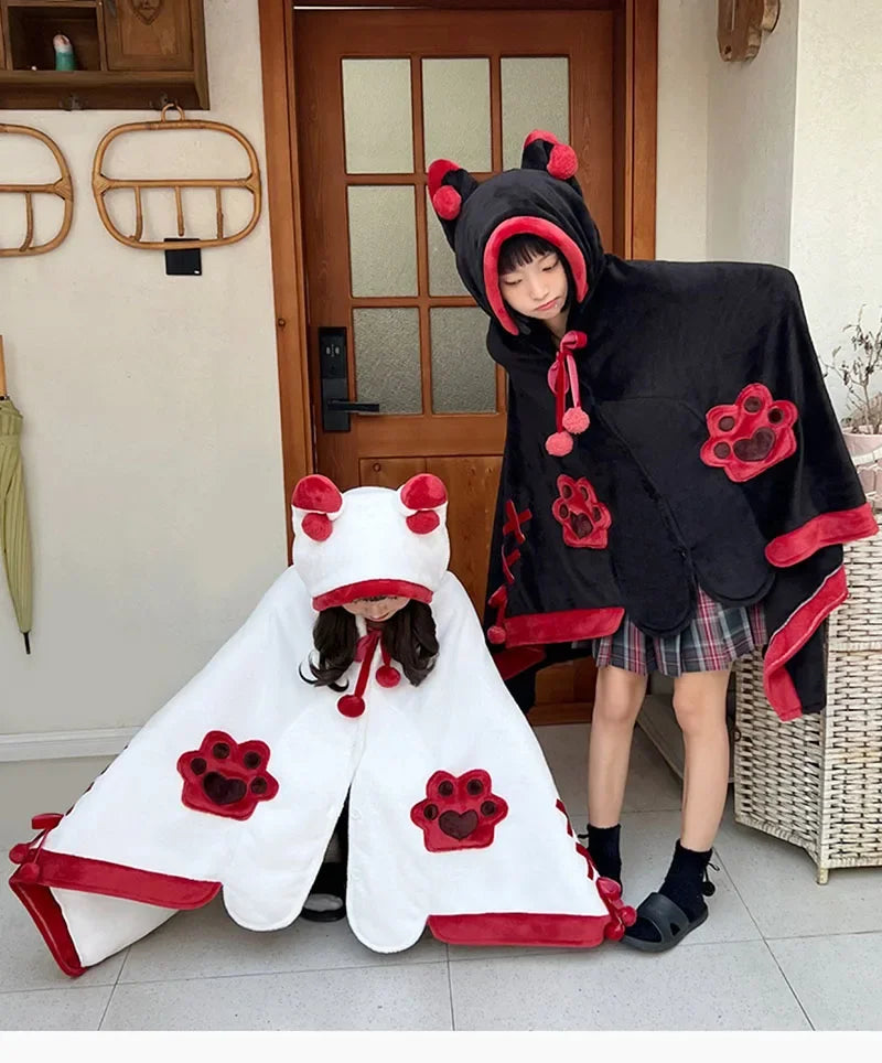 Cape Kawaii Bat en Polaire - Poncho d'Hiver Anime avec Capuche