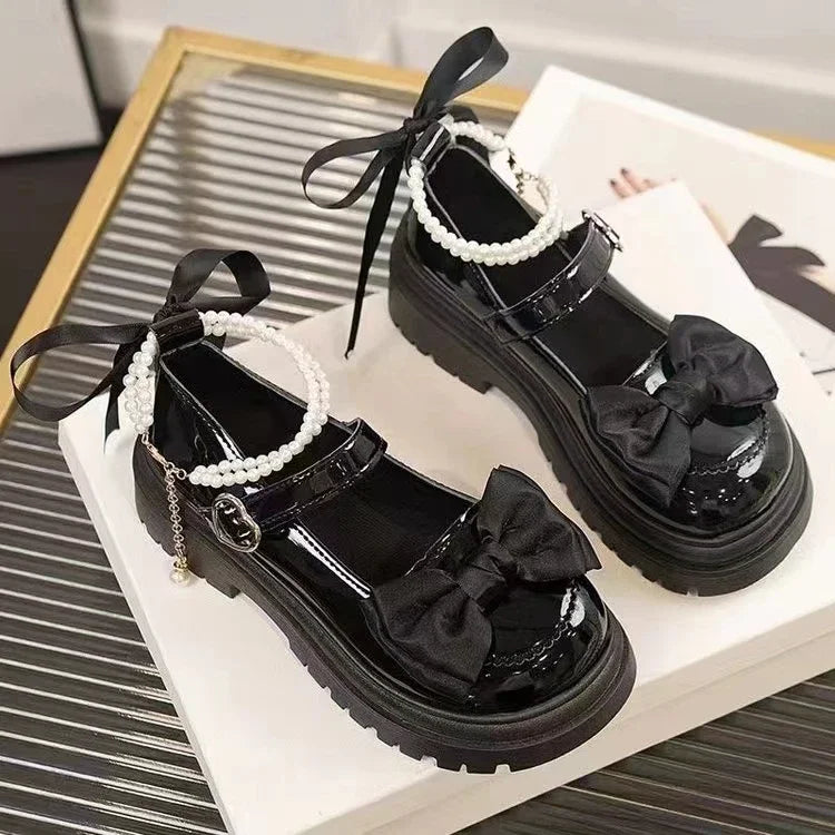 Women's Casual Shoes New Kawaii Pearl Chain Mary Jane Women's Shoes Fashion Versatile Lolita Loafers Outdoor Sandals 여성화 로레타 black
