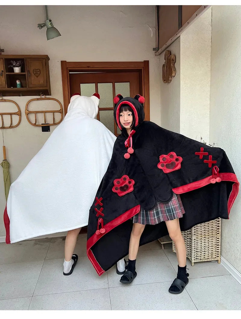 Cape Kawaii Bat en Polaire - Poncho d'Hiver Anime avec Capuche