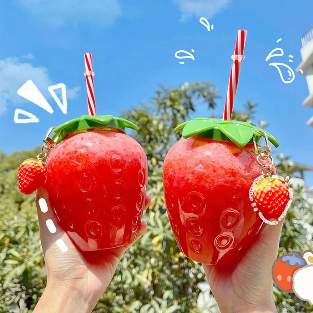 Gourde Kawaii Fraise 500ML - Bouteille avec Paille