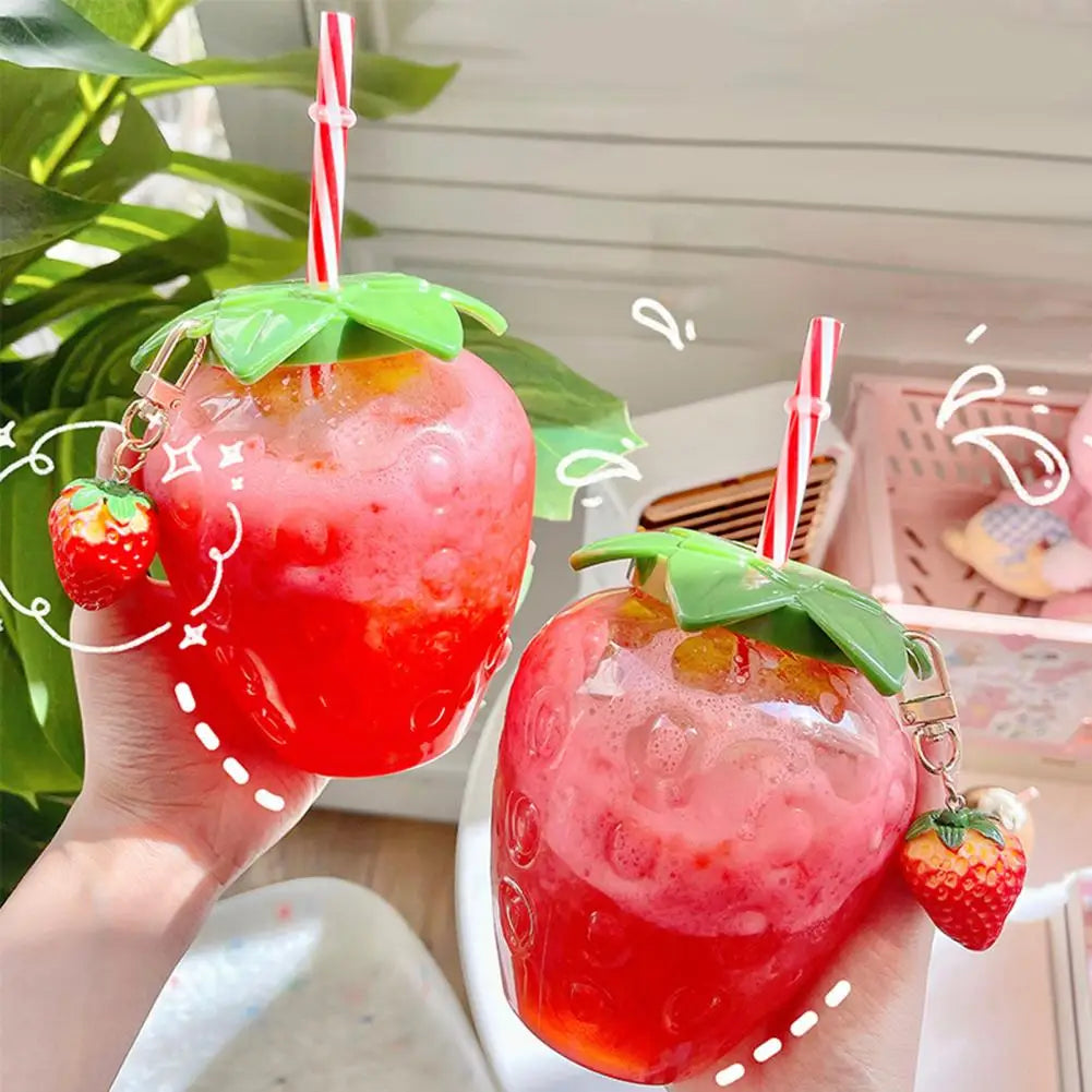 Gourde Kawaii Fraise 500ML - Bouteille avec Paille
