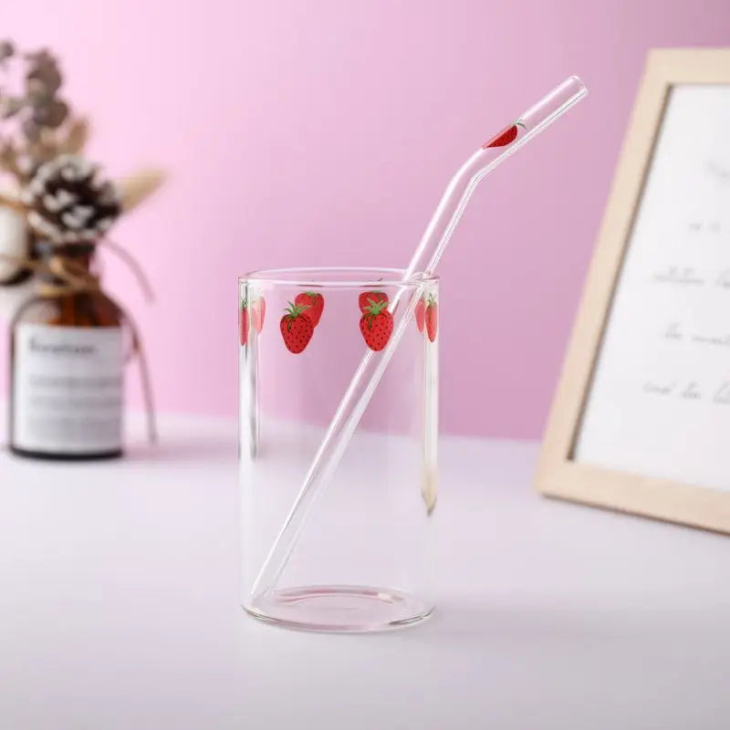 Verre Kawaii en Verre Fraise avec Paille - NANA